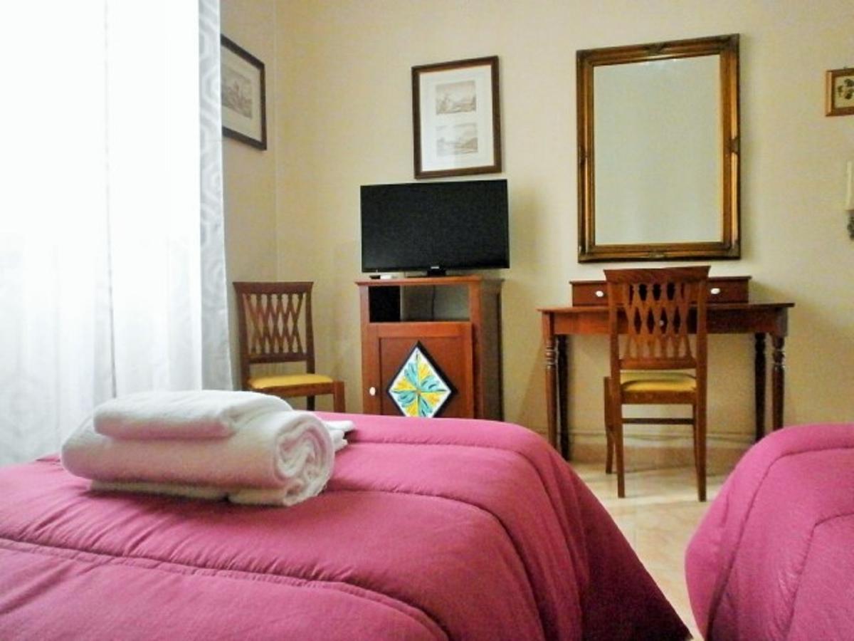I Cappuccini Rooms Катанія Екстер'єр фото